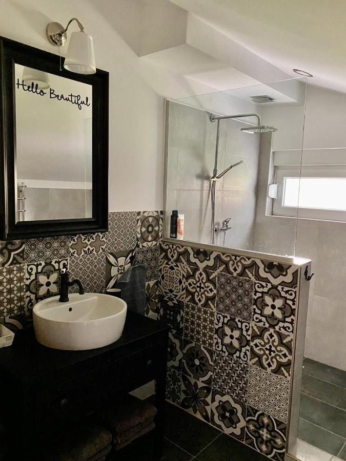 Lizmari Apartment Podcetrtek Bagian luar foto